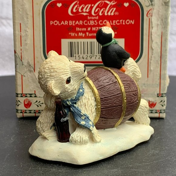 It's My Turn To Hide - Coca-Cola Polar Bears Cubs Collection Figurine from 1995 - Picture 2 of 6